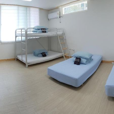 Jeju Guesthouse Oedo-dong Екстер'єр фото